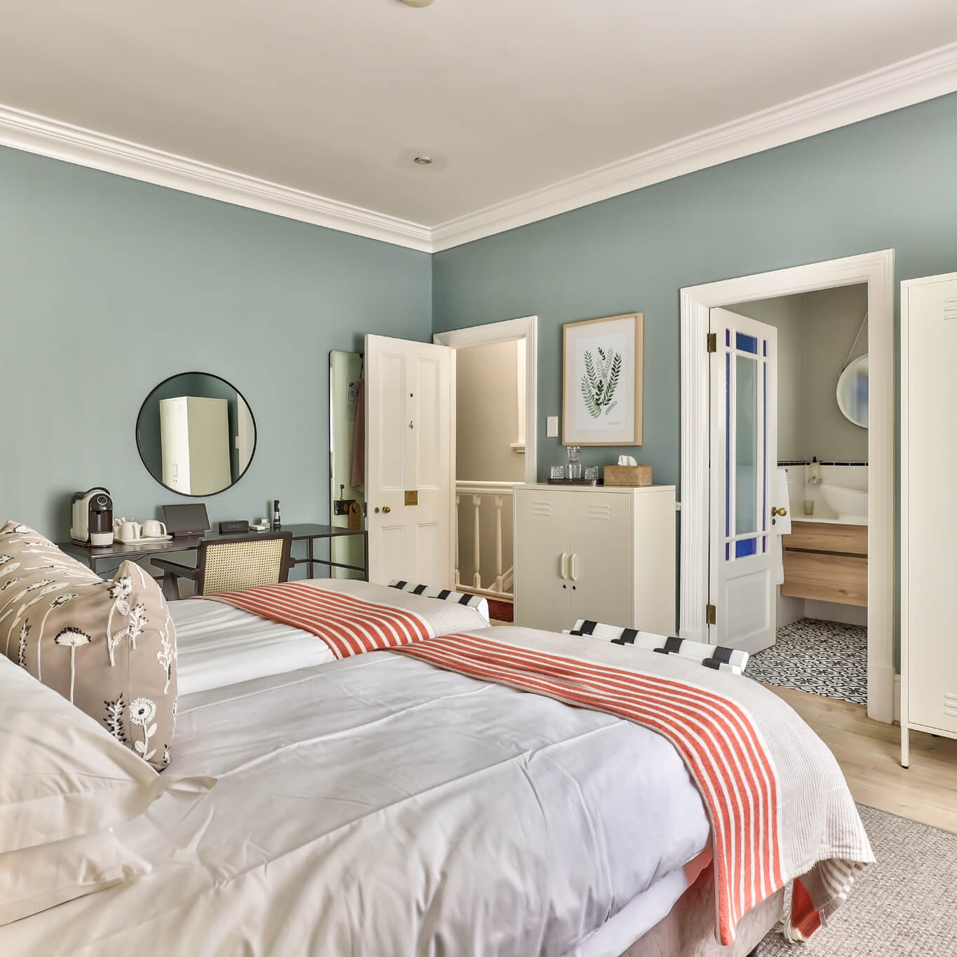 Small bottom Klienemonde Room image