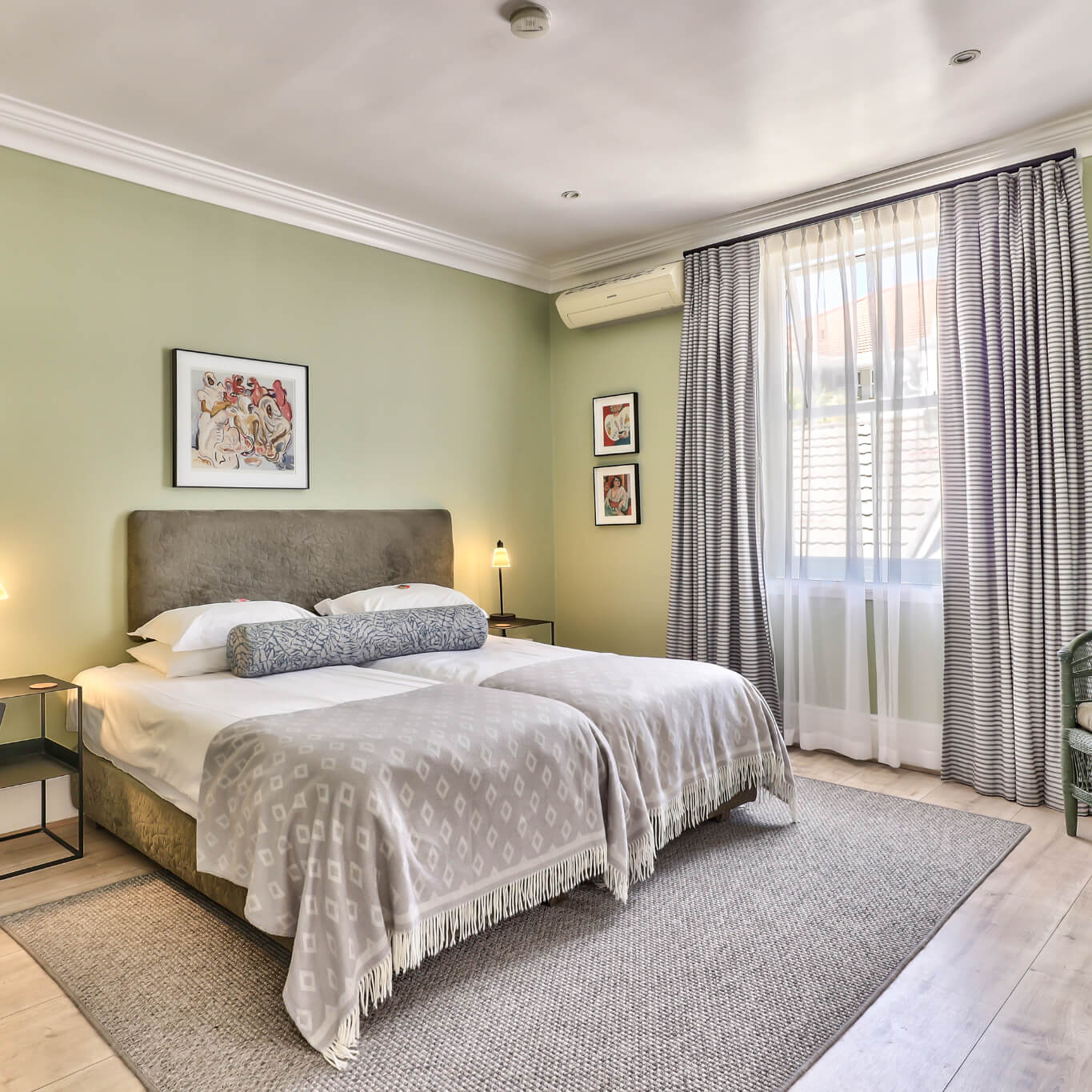 Large Paterson Room image
