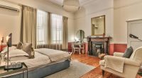 parker cottage von veh room